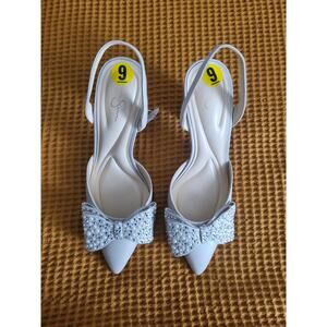 Jessica Simpson Bow Rhinestone Cream Pearl Party Holiday Wedding Heel NWOT 9